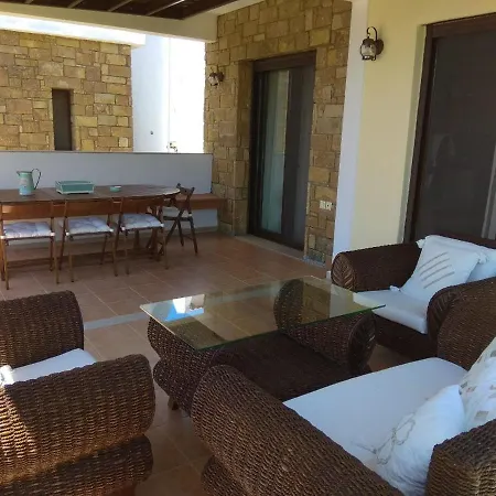 Villa Nadia *